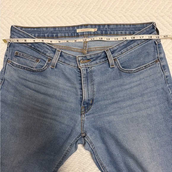 Levi’s Women’s Low Rise Bootcut Jeans Light Wash Size 32 - Picture 10 of 11